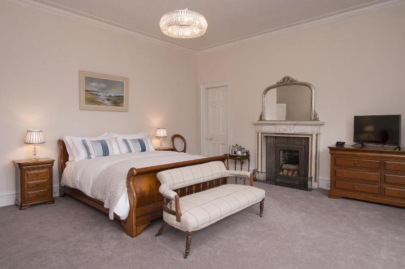 Lys-Na-Greyne Bed and Breakfast Aboyne Eksteriør billede