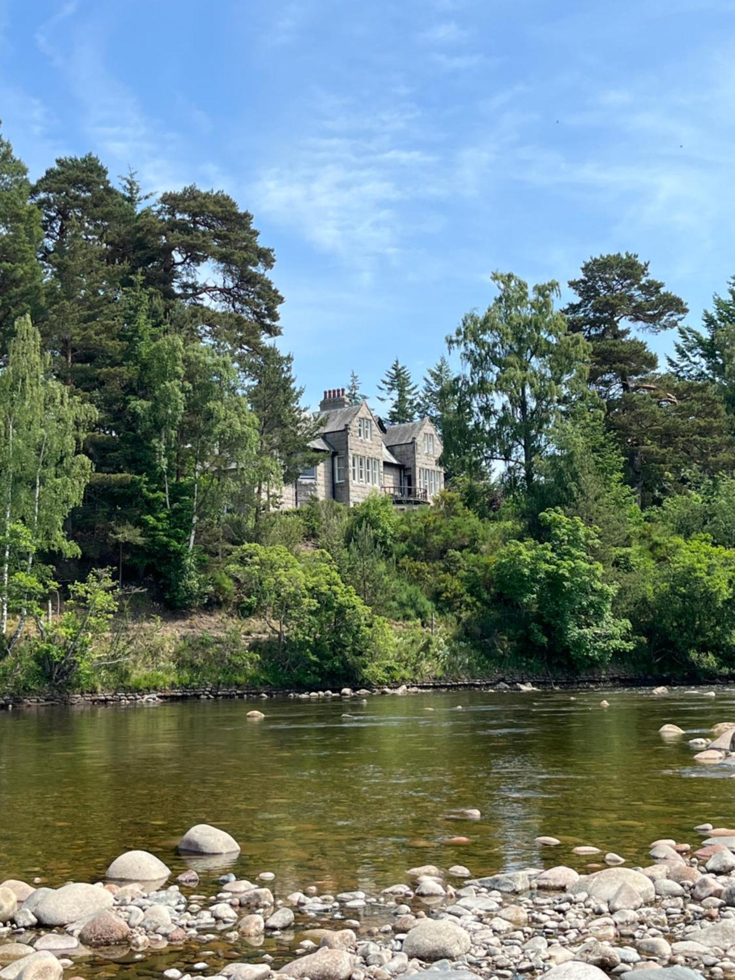 Lys-Na-Greyne Bed and Breakfast Aboyne Eksteriør billede